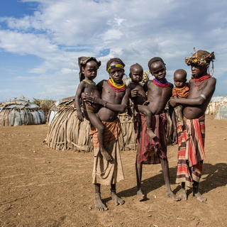 Omorate - Dassanech girls